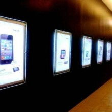 廣州市增城勢邦廣告燈箱制品廠 專業(yè)打造水晶燈箱、廣告魔鏡與LED廣告設計